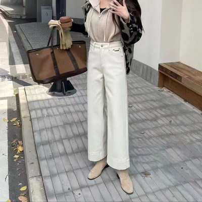 白色加绒加厚九分直筒牛仔裤显瘦