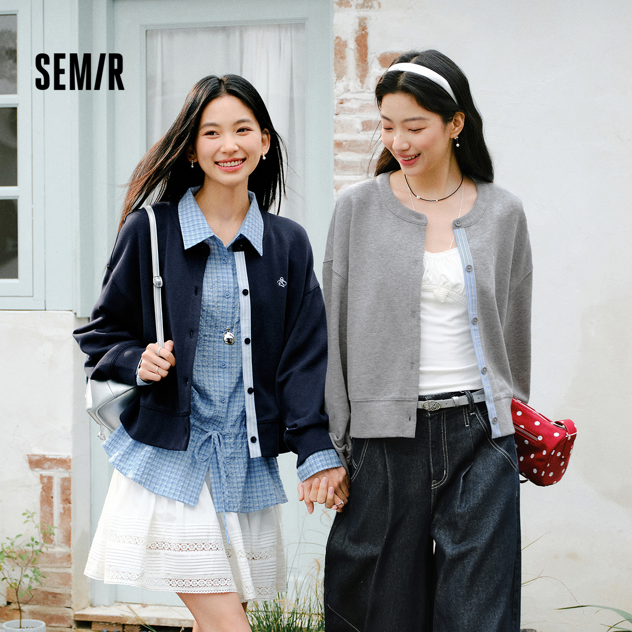 森马圆领拼接条纹宽松短款外套女