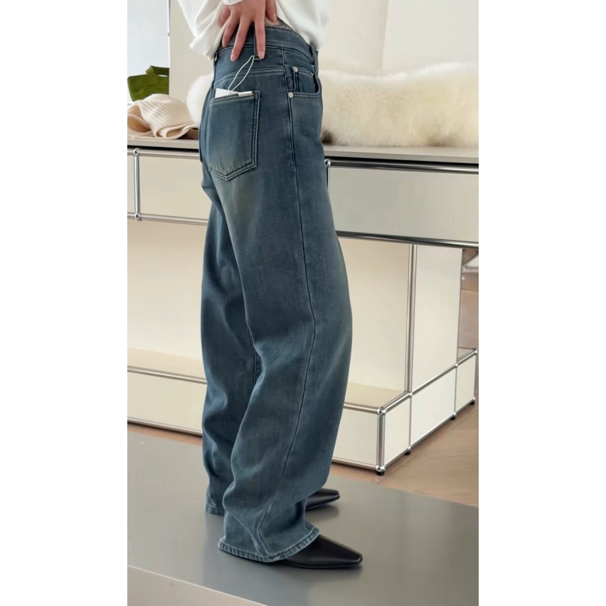 秒发诗歌兰女装牛仔裤2026早春款H01010简约慵懒风加绒直筒牛仔裤