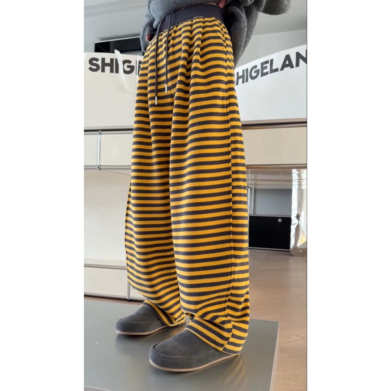 现发诗歌兰58921简约慵懒舒适条纹松紧腰加绒休闲卫裤女25年冬季