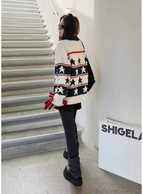 现发诗歌兰66311复古设计感慵懒英伦风拼色五角星毛衣女装25年新