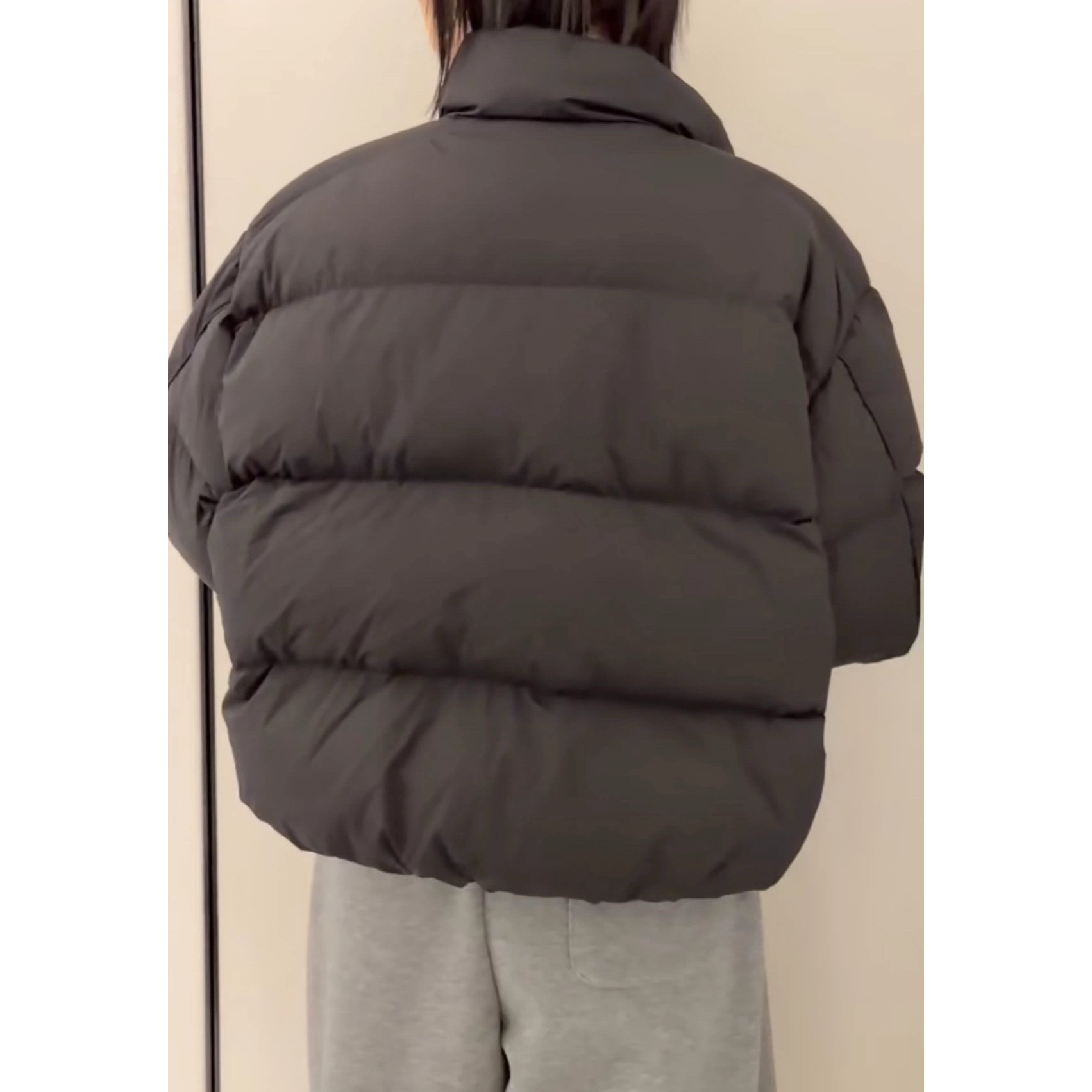 现货诗歌兰249220休闲个性时髦立领短款羽绒服外套女25年冬季新款