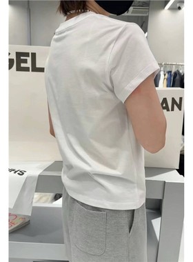 秒发诗歌兰58180休闲慵懒知性圆领短袖修身正肩字母T恤25秋新款女