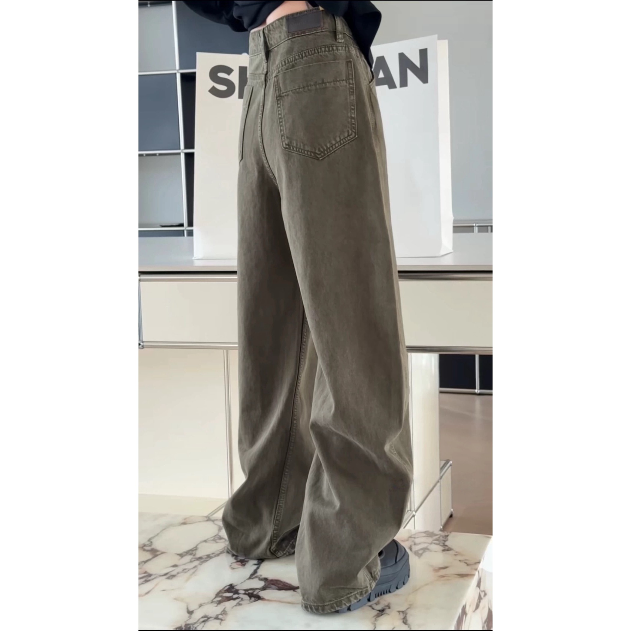现发新款诗歌兰C15072街头个性美式显瘦弯刀裤牛仔裤女2025秋季