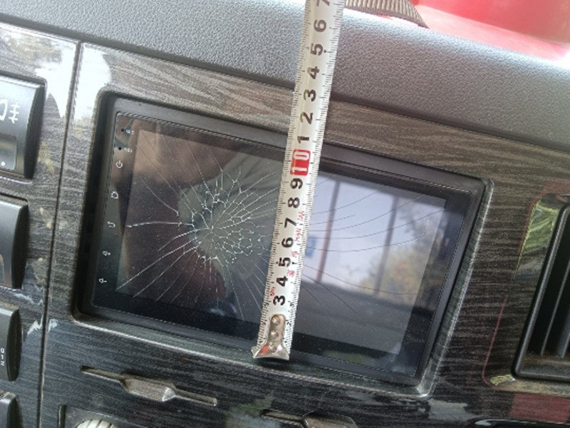 解放6.8原装屏7寸安卓导航仪中控手写外屏幕破裂失灵点不了维修