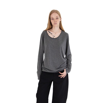 LarvaCosmos｜简约卷边松弛感长袖T恤