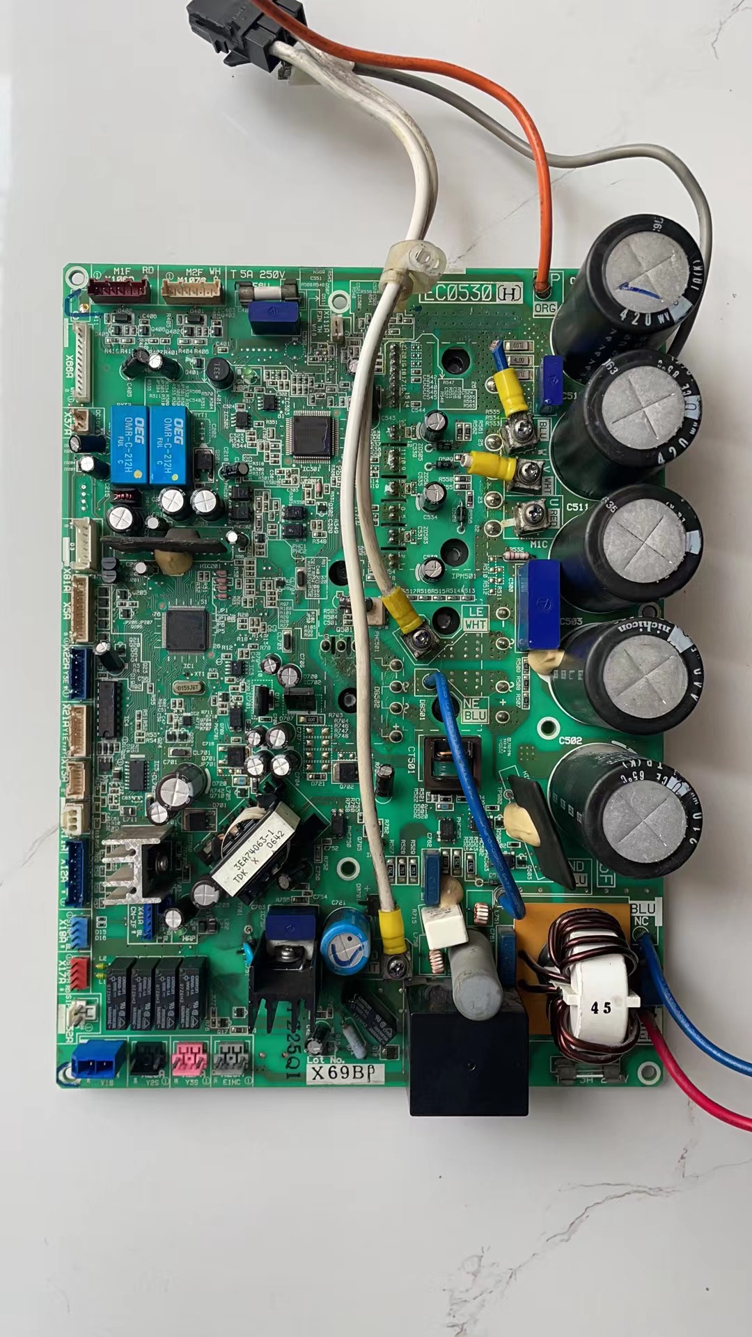 大金空调多联机EC0530(H)(M)(G)(J))电脑板RMXS140EV2C原装拆机