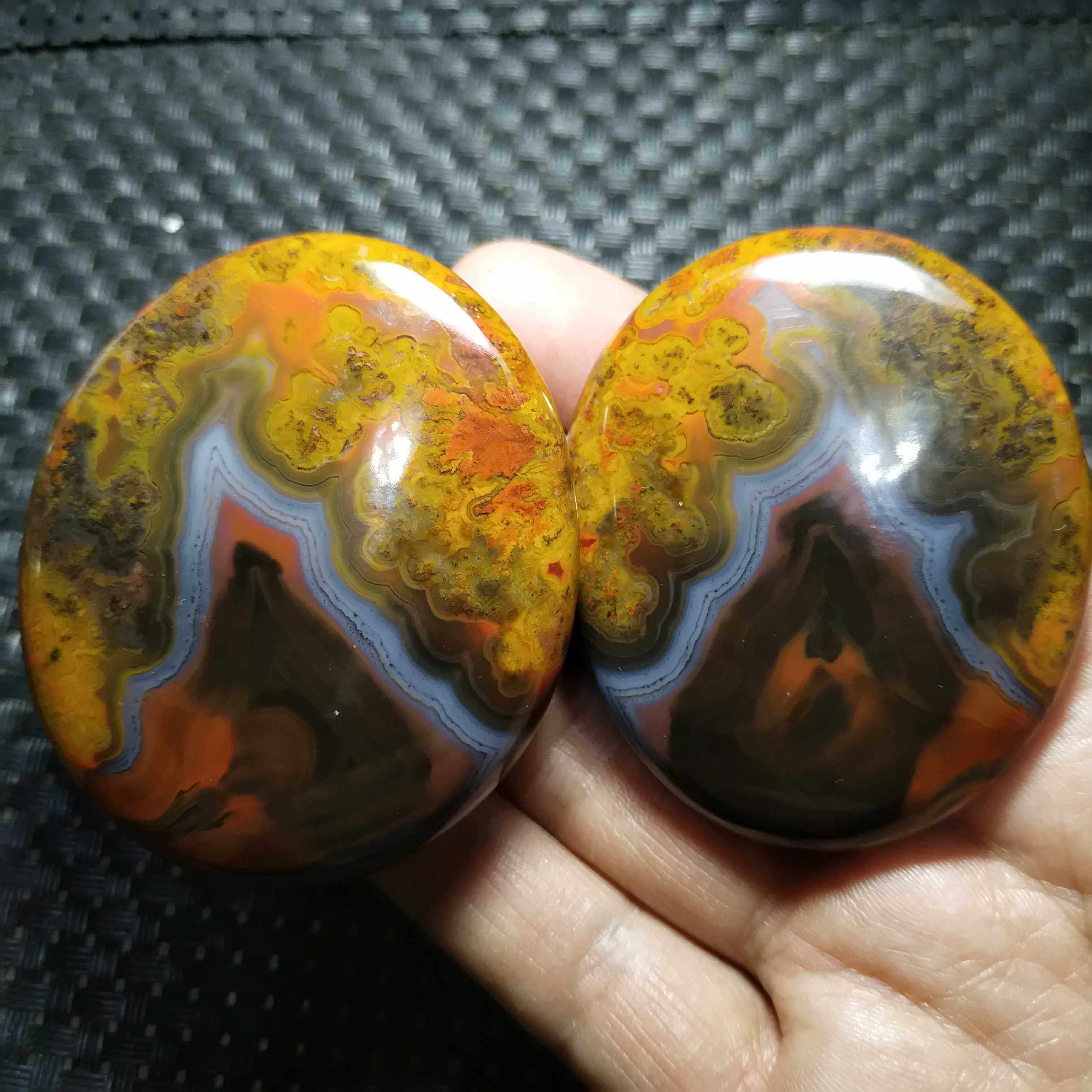 精品收藏级宣化战国红玛瑙同料草花大吊牌牌子吊坠象形火山潜能大