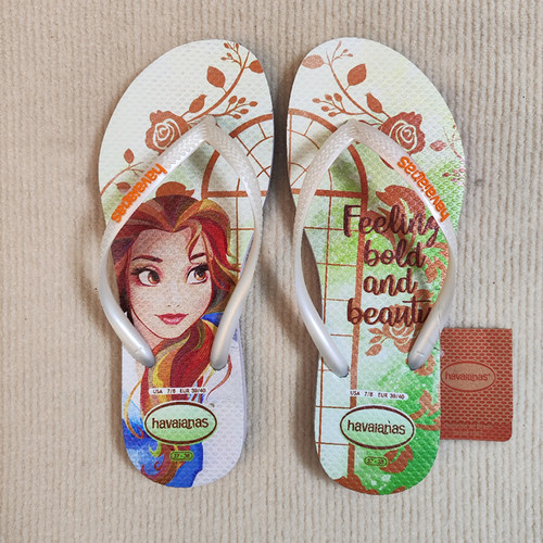 外贸巴西人字拖女夏季休闲平底软底凉拖日常散步耐磨透气夹趾拖鞋