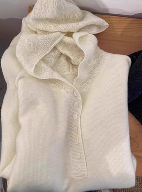 白色镂空连帽套头羊毛针织毛衣女秋冬2025新款宽松内搭打底衫冬季