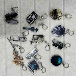 三角洲行动周边亚克力砖石钥匙扣坦克宝藏机枪散热器儿童书包挂件