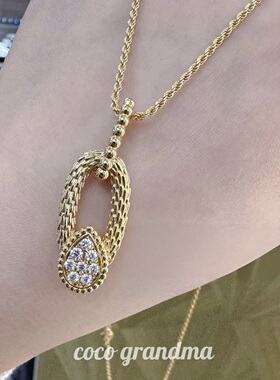 花三三同款金色水滴镶钻项链锁骨