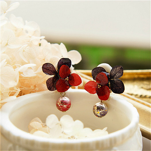 葵子手作 【锦鲤】日式和风 绣球永生花捷克珠925银耳钉