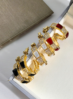 欧美复古风蛇形耳钉ins小众温柔耳环酷酷风辣妹镶钻白贝气质耳饰