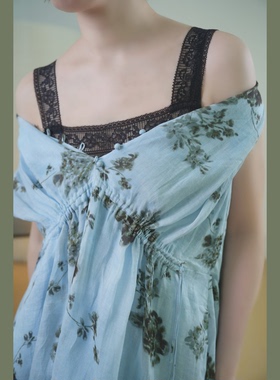 神秘故事感～浮雕蕾丝优雅性感vintage黑色唯美吊带防走光背心