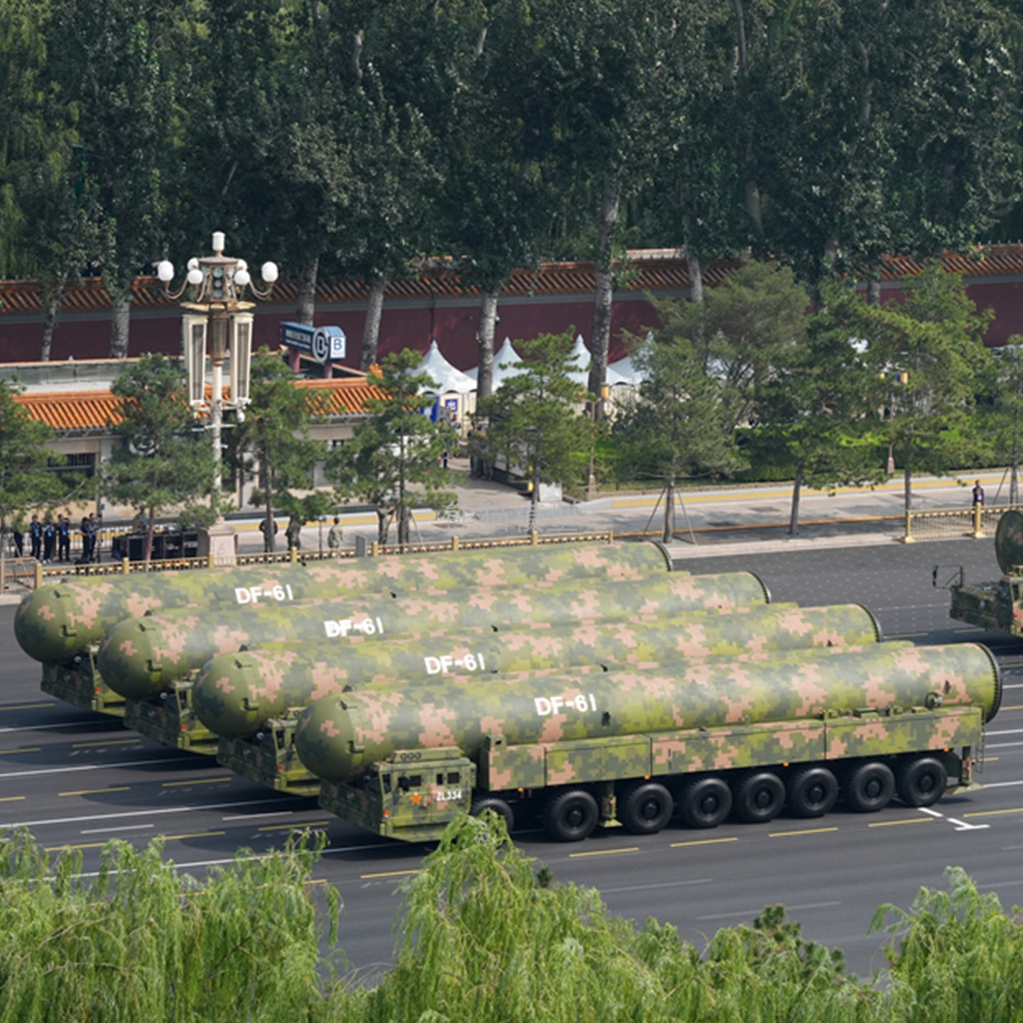 东风61导弹车合金新型军事模型