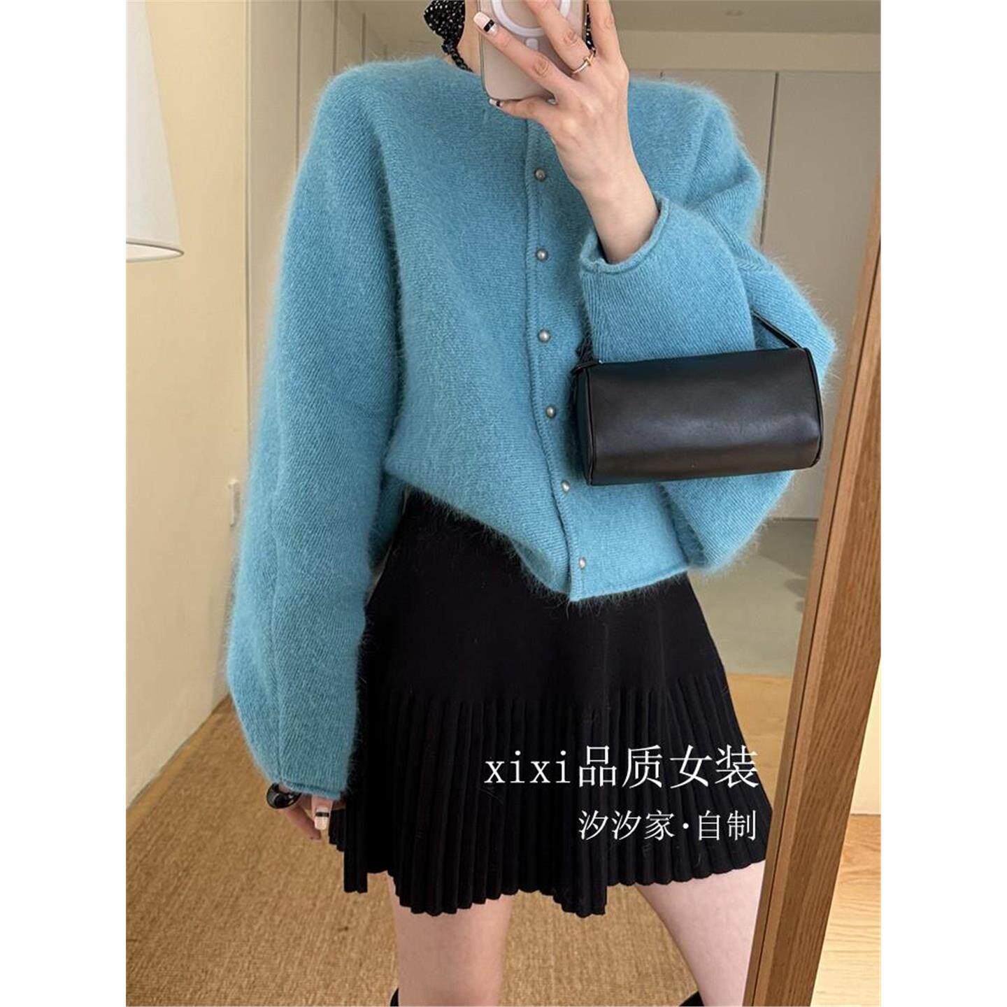 欧货浣熊绒蓝色毛衣女