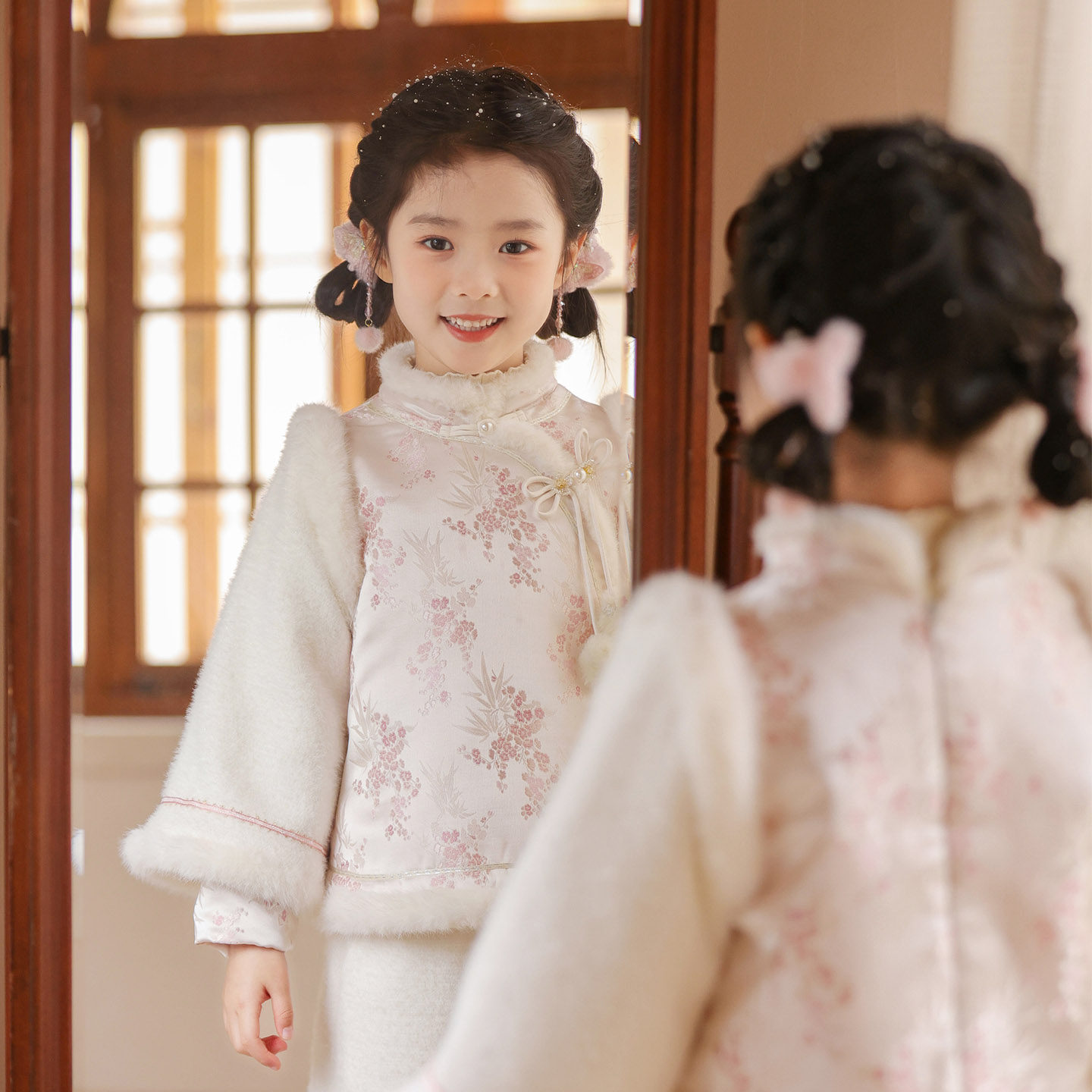 新中式女宝宝拜年服汉服