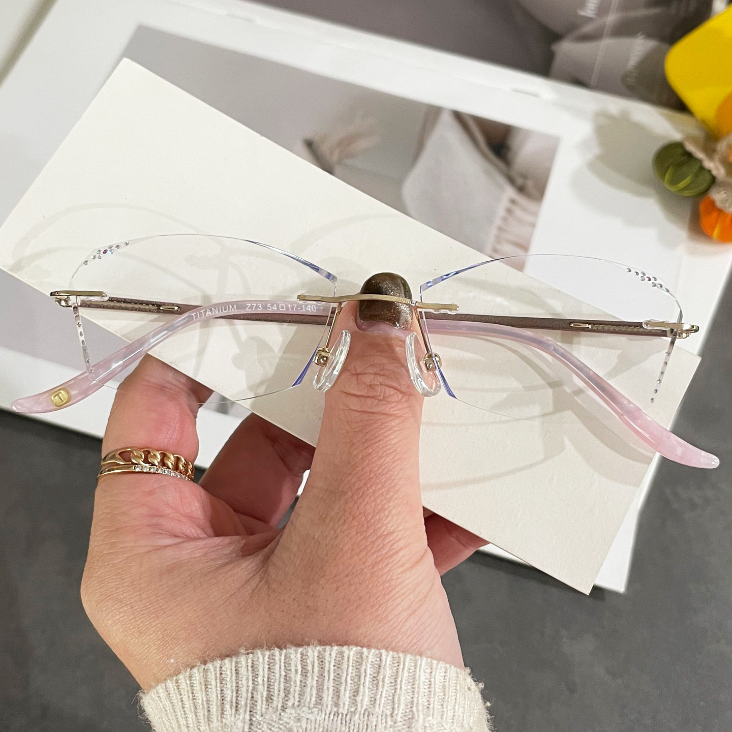 钻石切边无框眼镜框女近视纯钛超轻可配度数防蓝光魅影同款御姐风