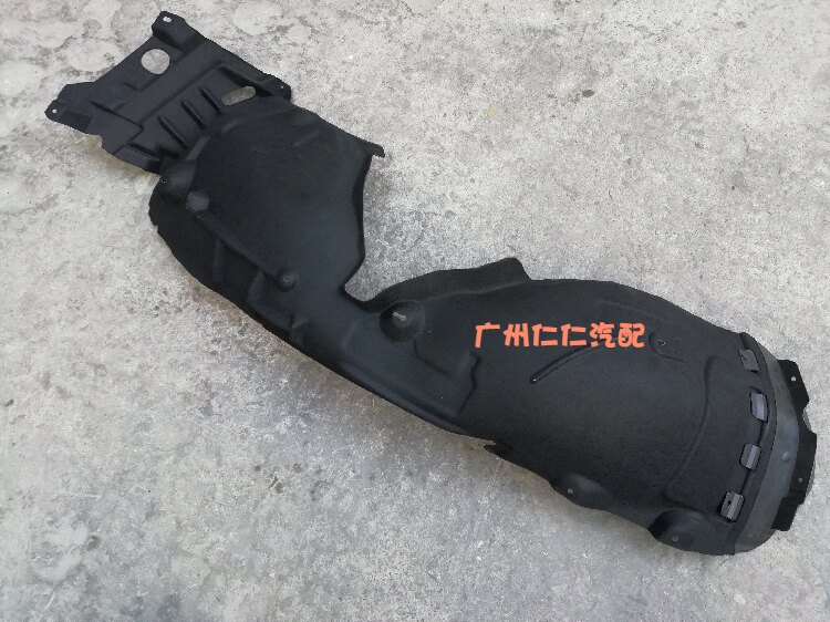 W222叶子板内衬迈巴赫