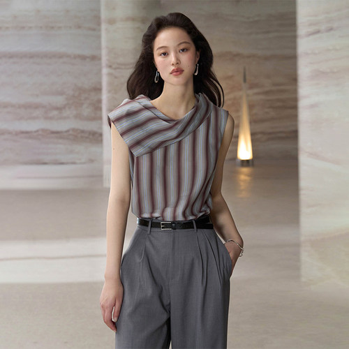 无袖T恤不规则翻领设计轻松随性