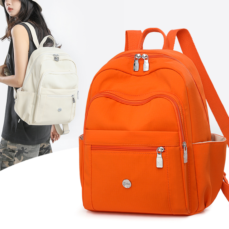 旅行通勤双肩包女士大容量背包