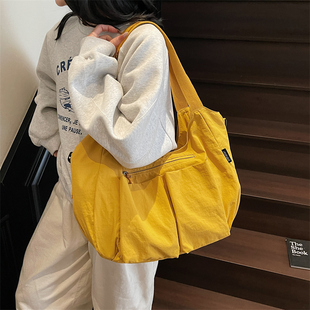 旅行斜挎包女轻便防水托特包大容量韩版通勤单肩包妈咪外出手提包