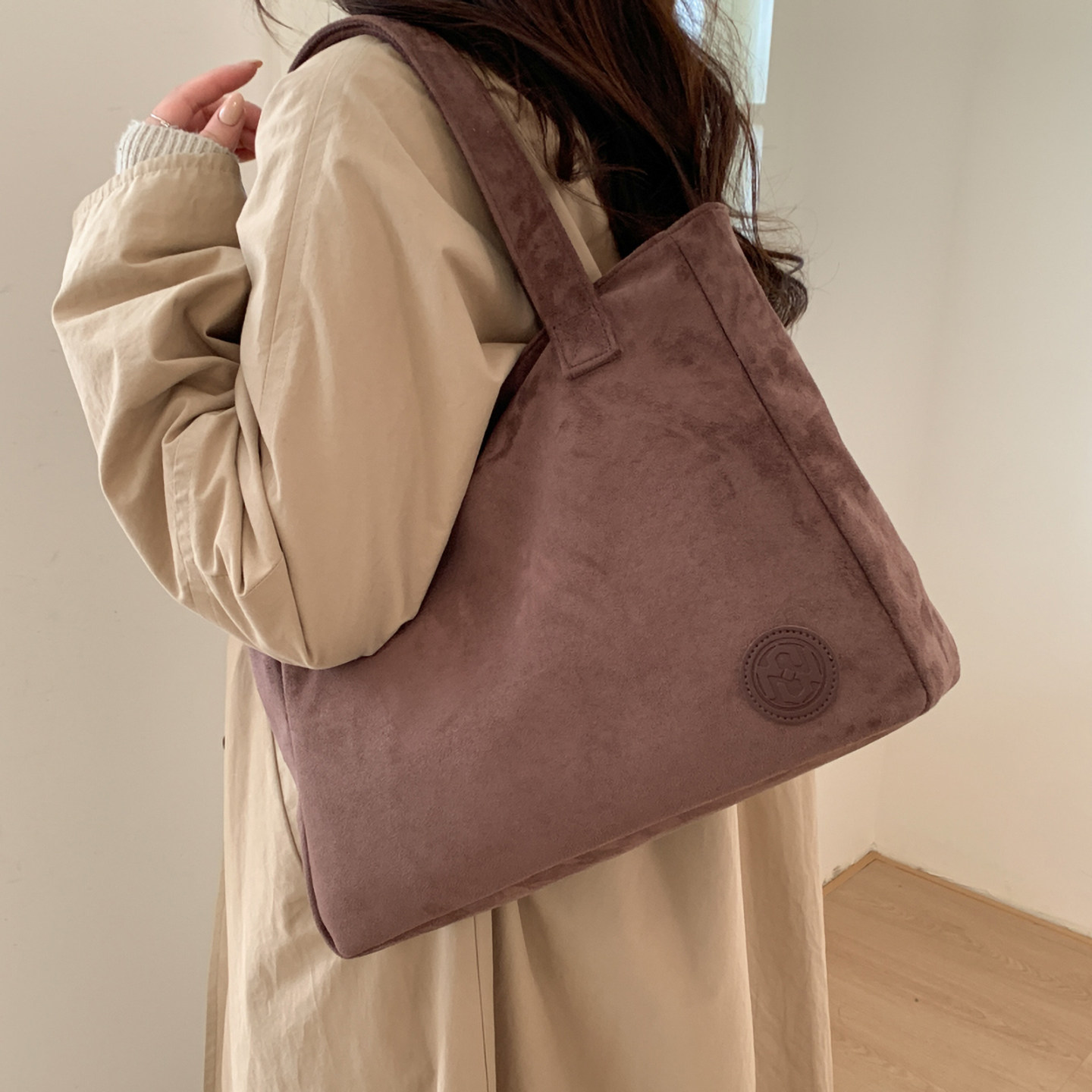 复古麂皮绒托特包女简约百搭手提包日常通勤大容量单肩大学生书包