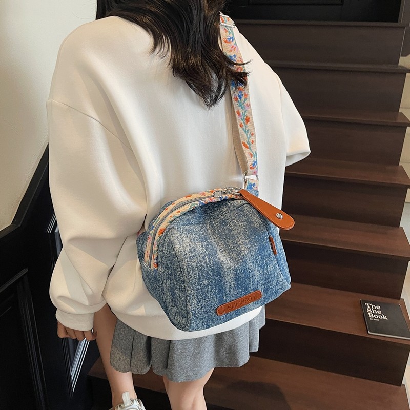 牛仔布斜挎小包包2025新款时尚休闲单肩包外出通勤挎包手机贝壳包,箱包皮具/热销女包/男包,通用款女包,淘宝优惠券,粉丝福利购,淘宝优惠卷
