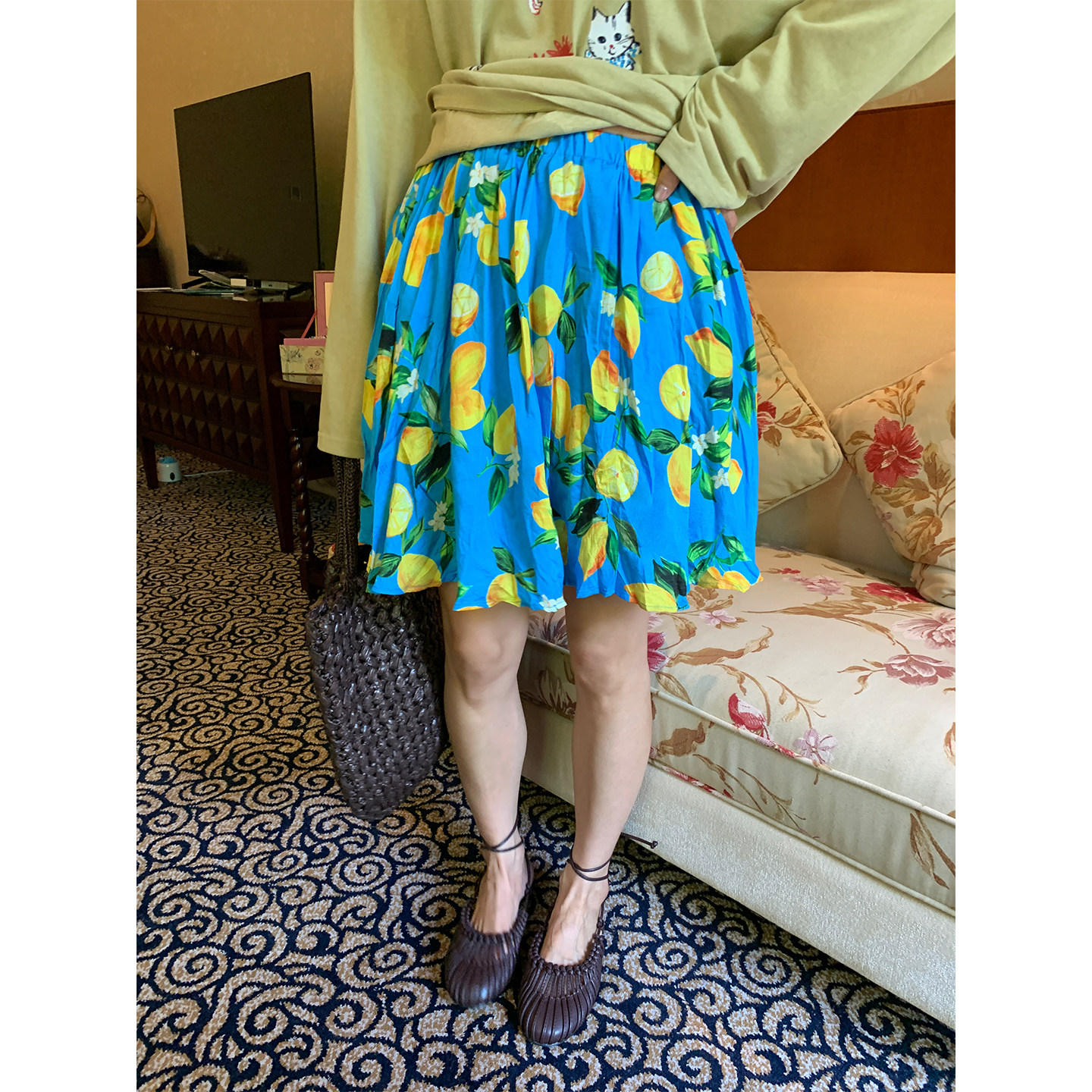 落落狷介 a字半身裙蓝色碎花半裙2025年新款设计感小个子A字裙女