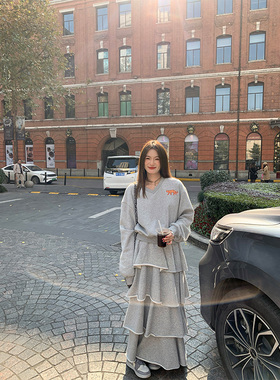 落落狷介冬装搭配一整套时尚卫衣套装裙女灰色两件套小个子半身裙
