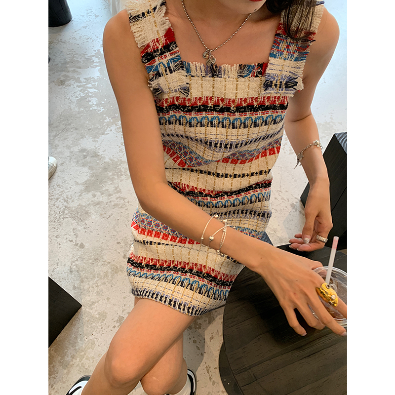 落落狷介 连衣裙2023新款女背带裙条纹毛呢裙子设计感小众小个子