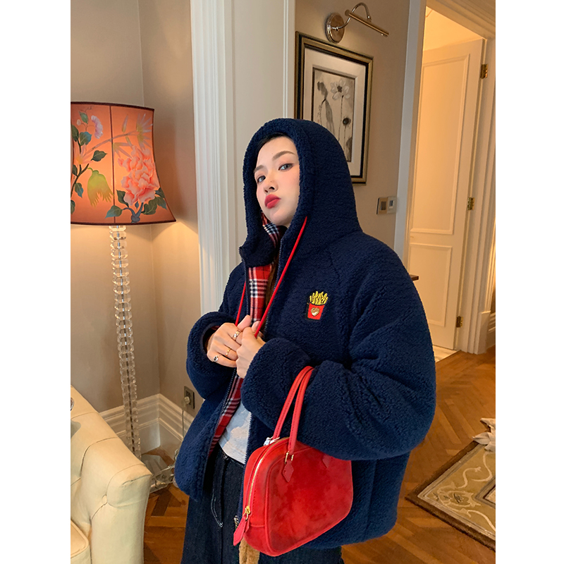 落落狷介连帽毛毛外套女