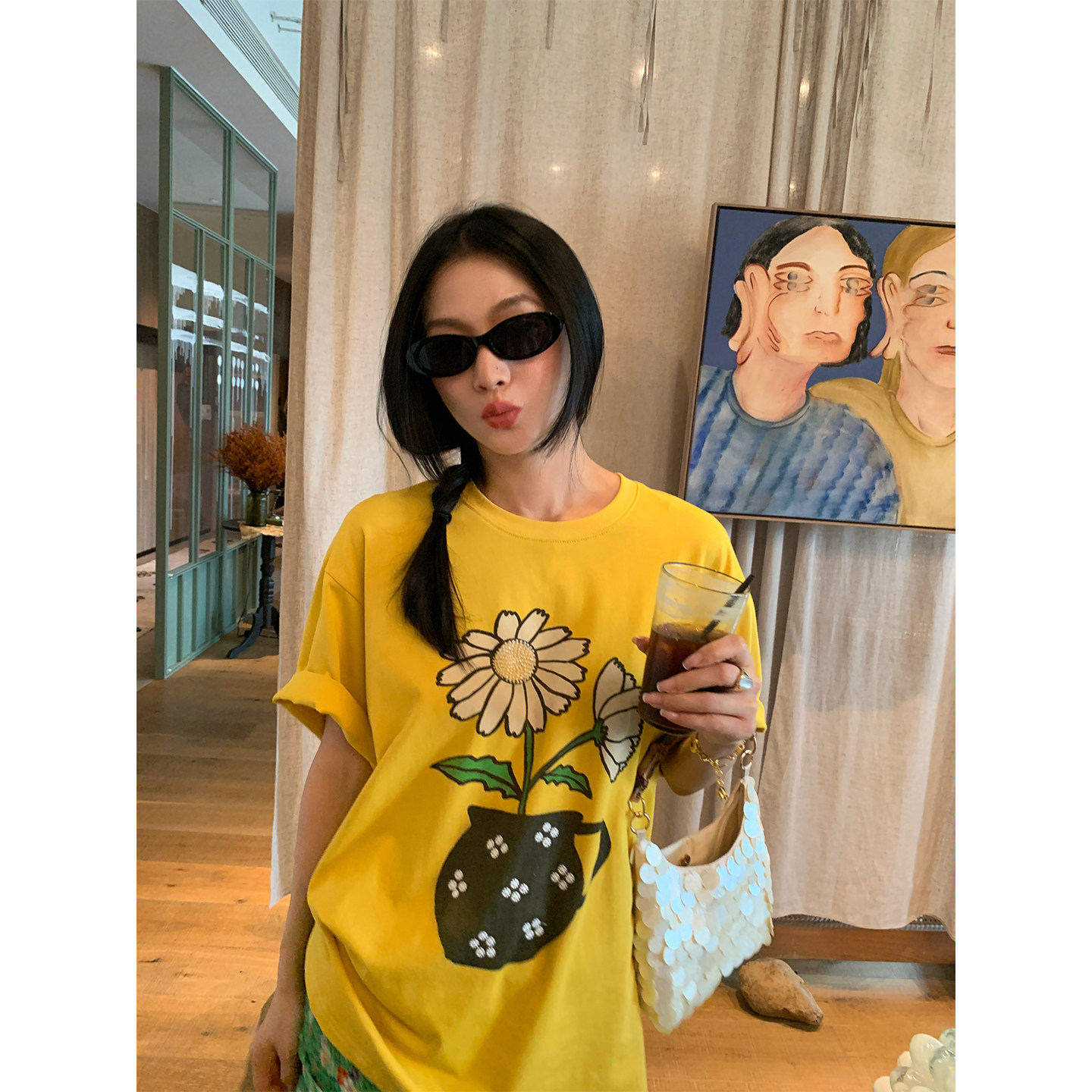 落落狷介宽松黄色印花T恤女图片