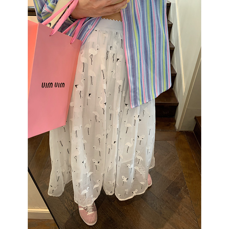 落落狷介白色印花半身裙女