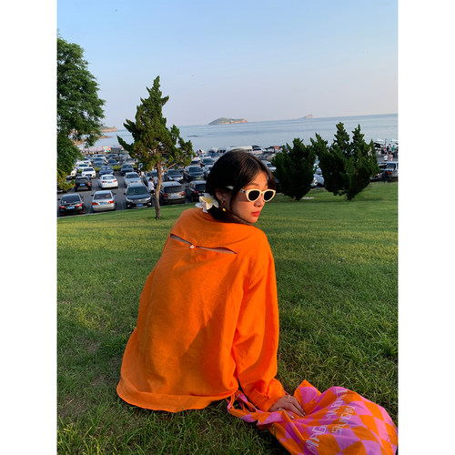 落落狷介长袖苎麻衬衫女