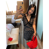 落落狷介五一出游出片穿搭无袖 穿搭蕾丝拼接连衣裙女黑色碎花裙