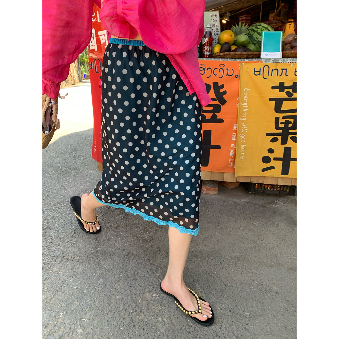 落落狷介 波点半身裙夏女2026年新款设计感小众蕾丝拼接蓝色半裙