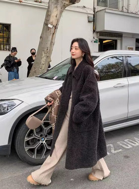 西雅图冬款真羊羔毛皮毛一体大衣