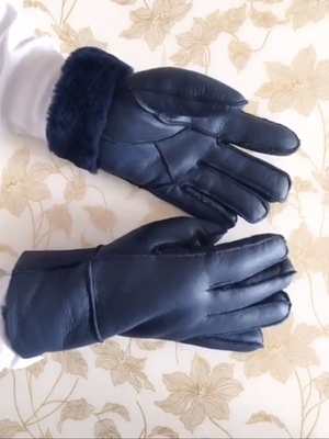 加厚手套男士女纯色冬天加绒加长骑车抗寒保暖零下羊皮毛一体真皮