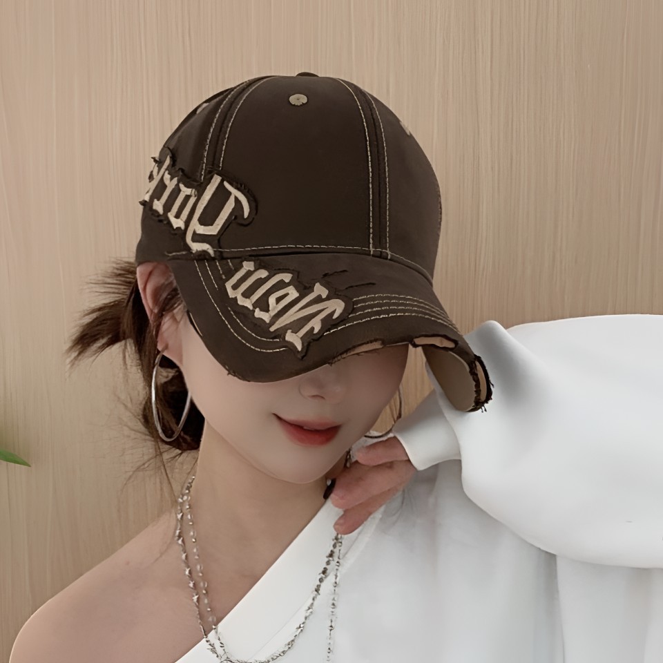 大檐硬挺棒球帽女春夏显脸小图片