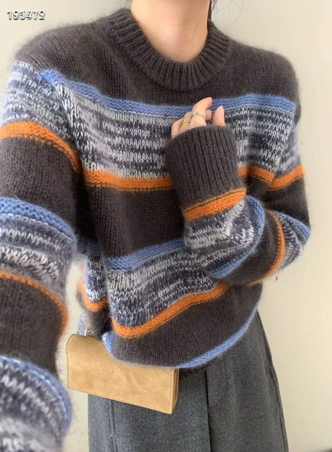 欧洲站2025秋冬新款圆领条纹100%纯羊毛衫女宽松柔软保暖针织毛衣