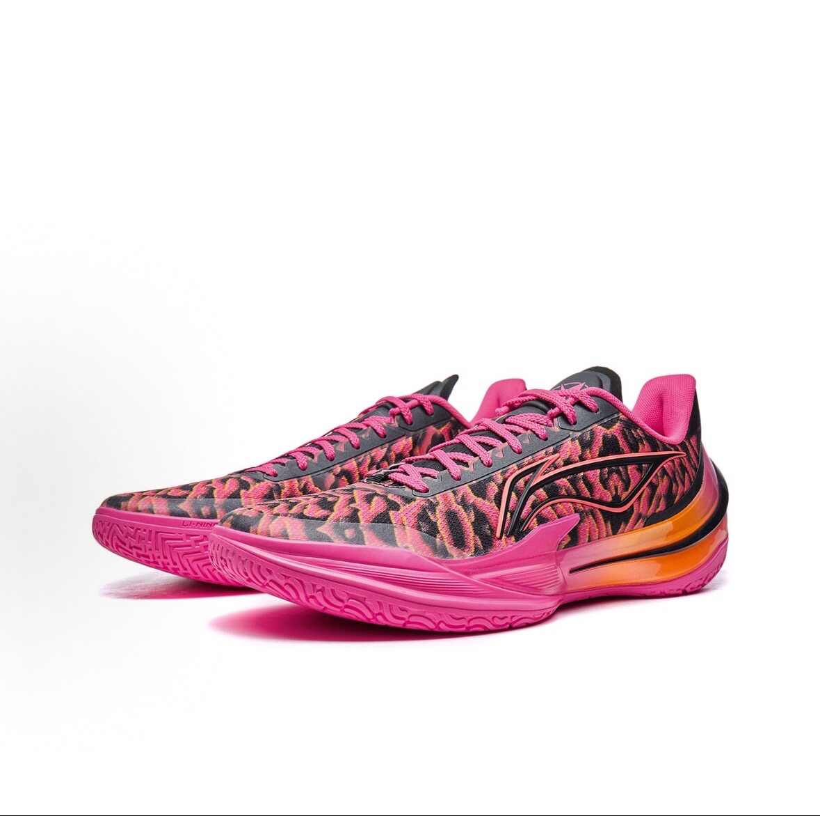 LiNing李宁 利刃5V2 3D碎影 聚核芯科技 低帮 篮球鞋 男款 玫红色