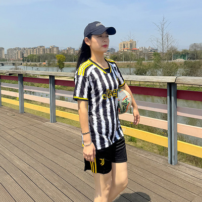 女足足球服套装女款学生比赛训练队服定制球服运动套装球衣足球服