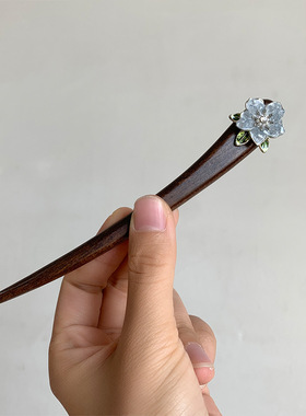 新中式简约日常古风花朵流苏盘发