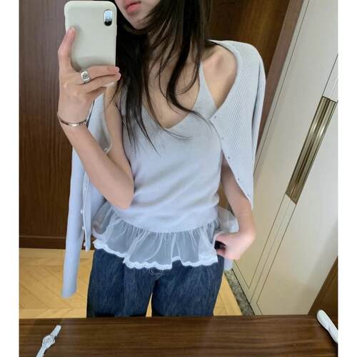 有货 ins韩国小众设计感蕾丝花边拼接吊带毛衣开衫两件套