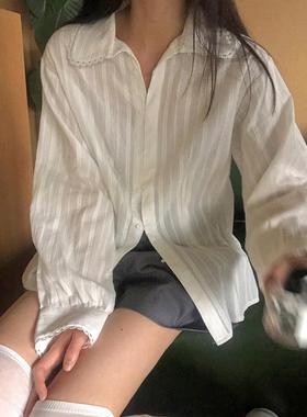 韩国chic秋季新款单排扣时尚长袖花边长袖衬衫女 白色蕾丝衬衣