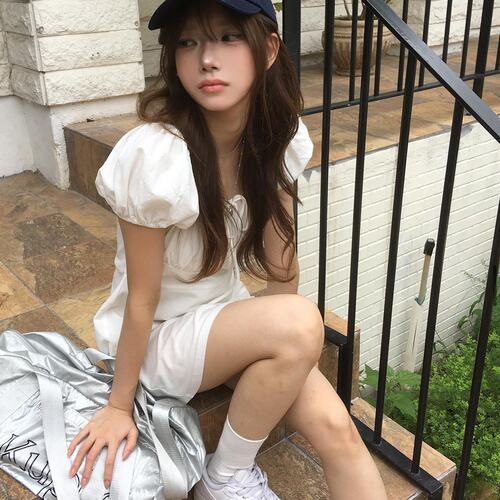 有货韩国ins  初恋小白裙 小方脸泡泡袖少女连衣裙