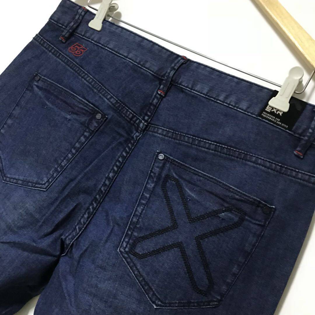 한국 트렌디 브랜드 여름 신상품 남성용 블루 7부 청바지 무료 배송 추천  제품으로 호평을 받았습니다