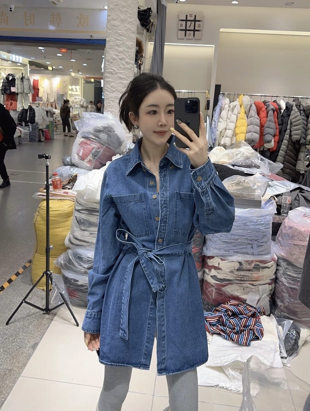 2026早春网红新款牛仔连衣裙女欧货减龄POLO领收腰显瘦中长衬衫裙,女装/女士精品,卫衣/绒衫,淘宝优惠券,粉丝福利购,淘宝优惠卷